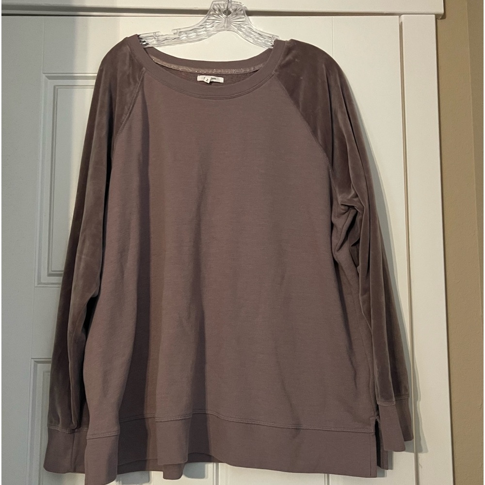 Purple Maurice’s sweatshirt. Size 2